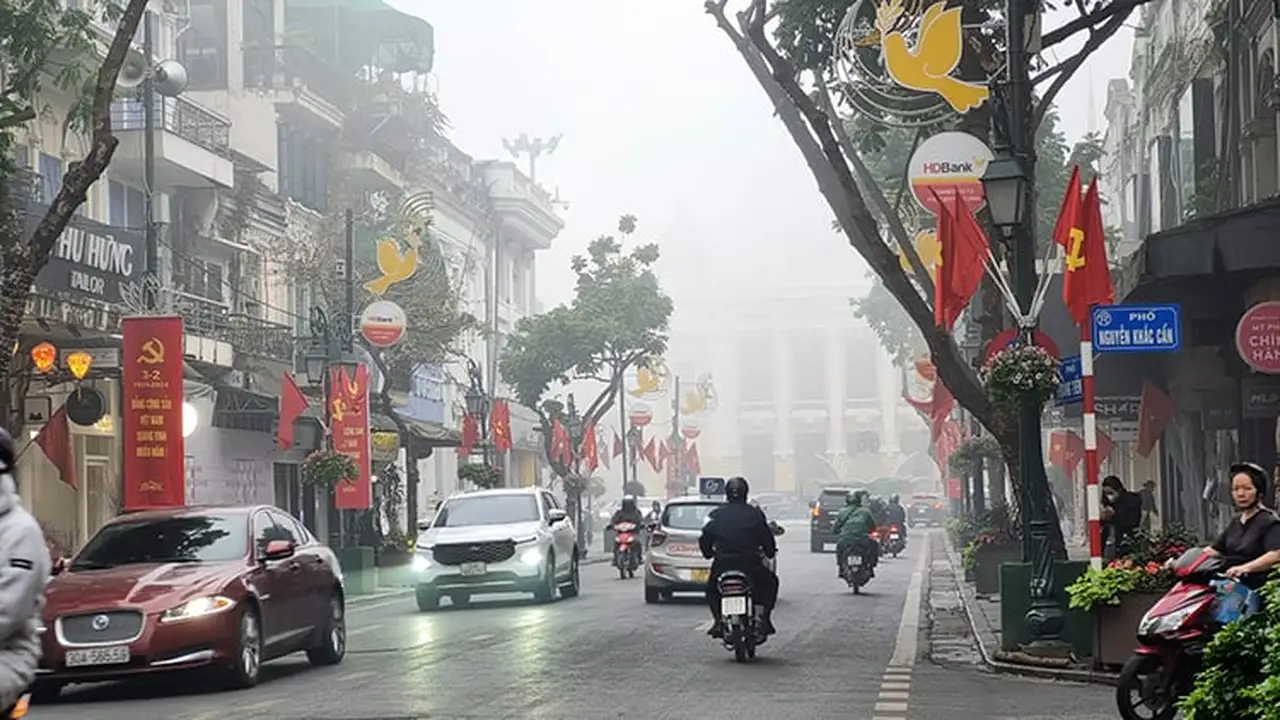 توقعات بحدوث عواصف رعدية محلية في مناطق وسط فيتنام خلال الساعات المقبلة.